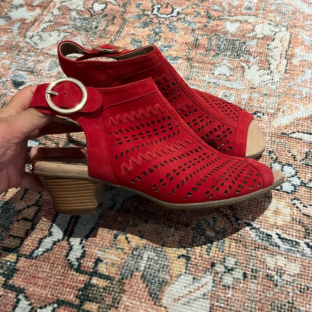 Earth Carson Hamden Suede Red Sandal Bootie